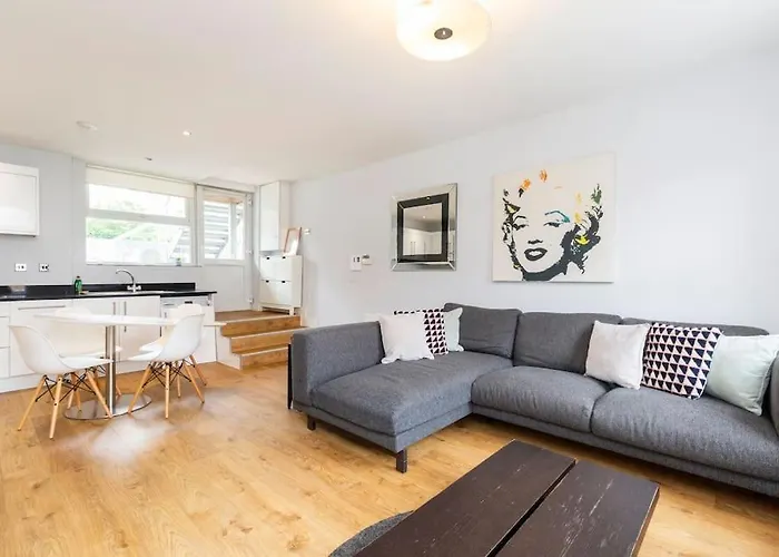 Luxury Central Camden Apartment